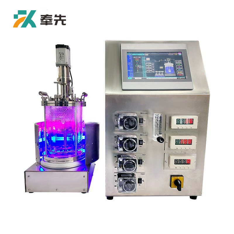 Glass Illumination Bioreactor